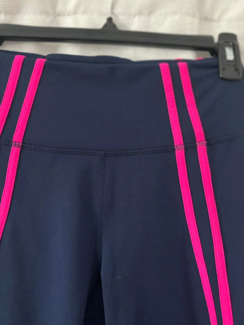 Lilly Pulitzer Luxletic XS Navy/Pink Leggings NWOT